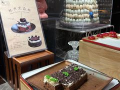 -金马门国际美食百汇(珞喻路店)