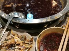 -肖肖酸萝卜鱼火锅(总店)