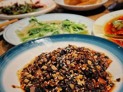 -麻辣总动员·川派海鲜·现炒浇头面·自贡菜(五彩城店)