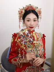 -艾米丽婚纱礼服
