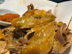 -头上红煨盐鸡·非遗院子餐厅