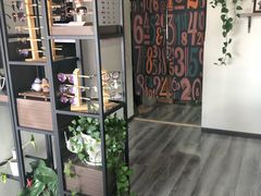 -视野联行眼镜蔡司·依视路官方授权店(顺城店)