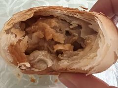 -白玉兰食品甜凤店(合生汇店)