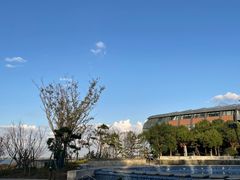 -上海滴水湖皇冠假日酒店