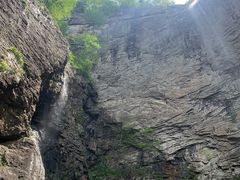 -燕子河大峡谷天坑仙境