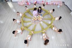 -亚太瑜伽普拉提学院