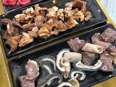-三侨牛庄(云浮店)