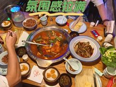 -茅台镇网红溶洞餐厅·茅帮菜馆