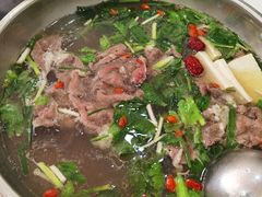 -牛喵喵铜锅牛肉馆