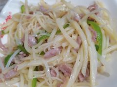 土豆肉丝盖饭-万州面馆(黄泥磅店)