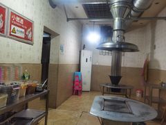 大堂-罗姐烧烤(东风路一段店)