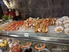 -BLU 全日制餐厅(上海安曼纳卓悦酒店)