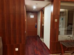 -汕尾巴黎半岛酒店