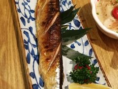 秋刀鱼-魟阳日式料理(香积寺路店)