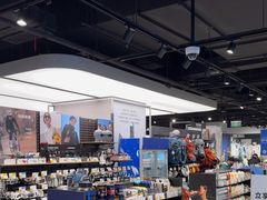 -迪卡侬(环球港店)