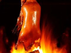 正宗果木炭烧北京烤鸭-君德澜酒家·创意粤菜(金山谷店)