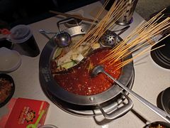 -钢管厂五区小郡肝串串香(滨江店)