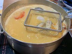 -樾餐厅泰式海鲜火锅(民歌湖店)