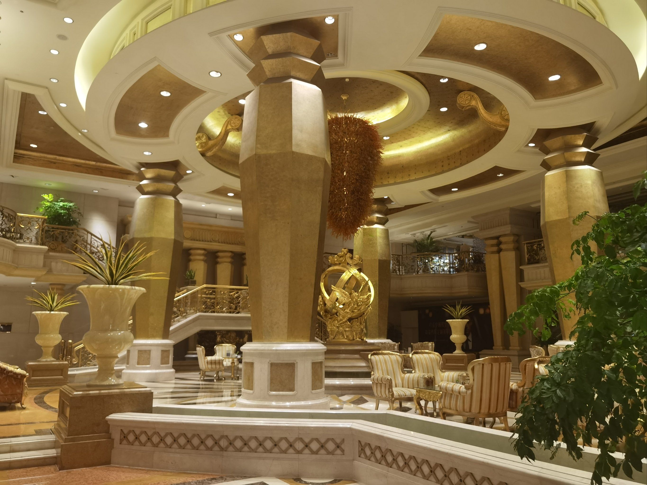 n#天天领现金
重庆的黄金双塔之一,其中一半就是重庆喜来登大酒店