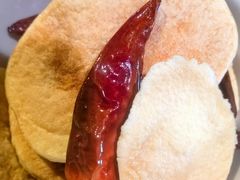 -帅巴人舅母子腊蹄民俗村
