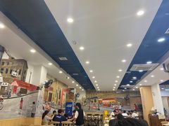 -江城燕子大排档(江汉路步行街店)