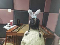 -琴芳艺所艺术培训.古筝钢琴