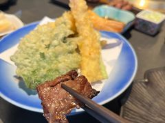 -铭牛烧肉·和牛海鲜自助(高新月牙湖店)