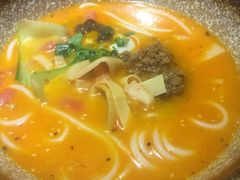 -蒙自源过桥米线(红谷滩万达店)