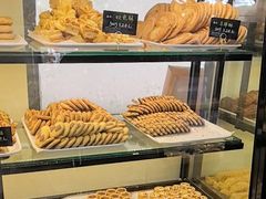 -起士林(荣安大街店)