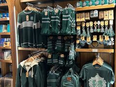 -九又四分之三站台哈利波特商店