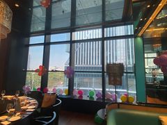 靠窗位-凤凰湘语·湘粤鲜融(浦东旗舰店)