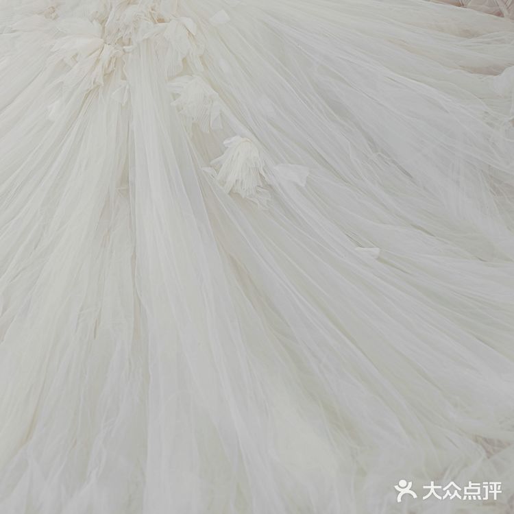 真的爱爆了这件能让我婚礼当天横着走的婚纱🉑️