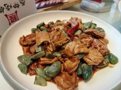 腊八蒜烧肥肠-燕郊烧鸽子(酷车小镇店)