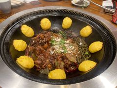 -万里闯关东铁锅炖菜馆(高新旗舰店)