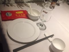 餐具摆设-博多新记·粤菜(复兴店)