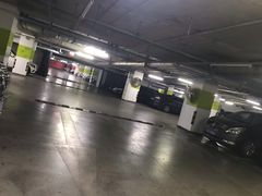 -三里屯SOHO-地下停车场