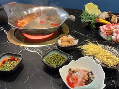 -湊湊火锅·茶憩(颐堤港店)
