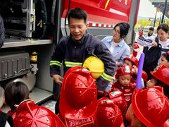 -帝企鹅自助餐厅•儿童岛•真企鹅(长隆企鹅酒店)