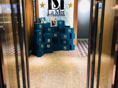 -La Mer Restaurant & Lounge