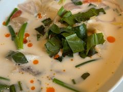 -Chom Cafe and Restaurant