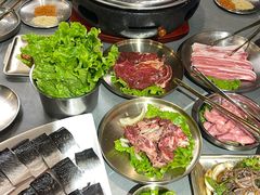 -围炉肉舍丹东海鲜烤肉·烤活鳗(步行街店)