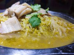 -靠山屯东北农家菜(八龙桥雅苑店)
