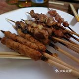 一个小店，有铁板和烤串，味道还行