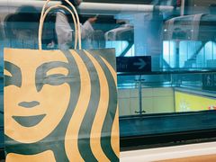 -星巴克(广州南站A18检票口楼上)