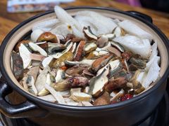 -菌之家·专业纯野生菌火锅·特色炒菌