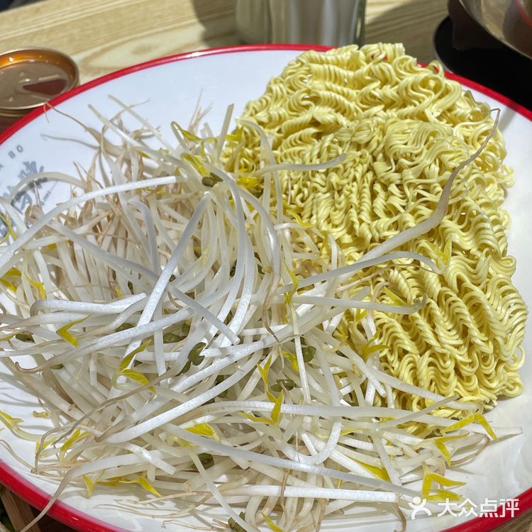 在广州！冬天必须要吃的小火锅…贼好吃！！