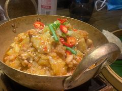 东川洋芋焖鸡-壹霖·洱语云南菜(方恒国际店)