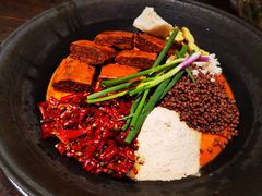 -四小区火锅·巷子里的重庆火锅(花照壁店)