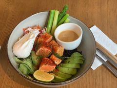 三文鱼bowl-Lokal(武康路店)