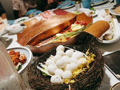 -墨居上隐·院子里火锅(峨眉店)